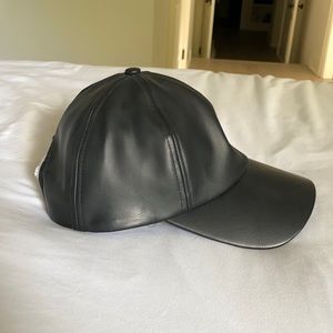 Vegan Leather Wilfred Free Baseball hat - perfect condition